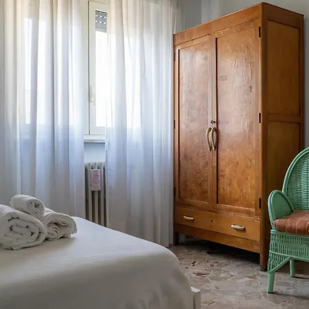 Apartment L'attico Del Centro Tra Il Petruzzelli Ed Il Mare Bari